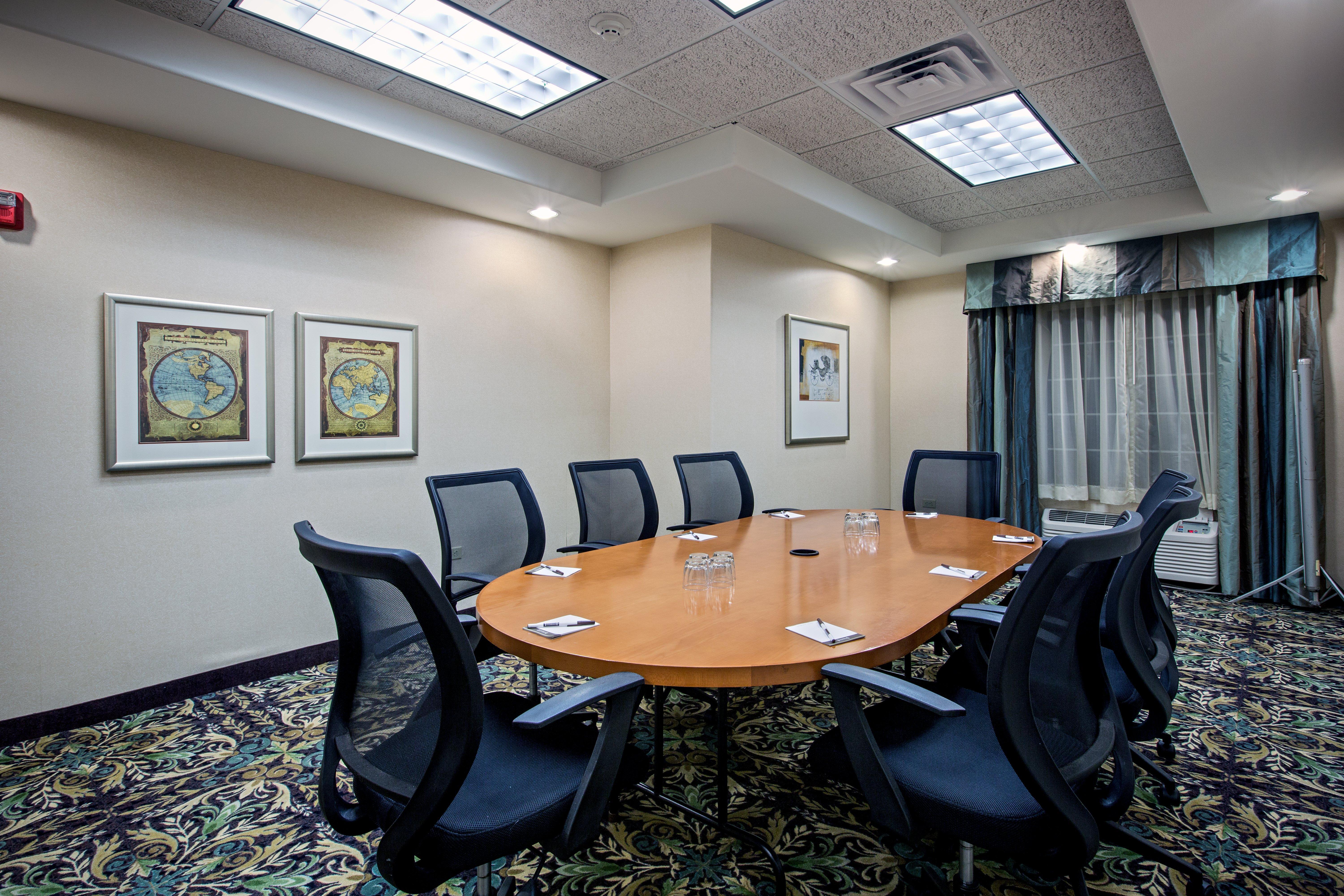 Staybridge Suites Rockford By Ihg Εξωτερικό φωτογραφία