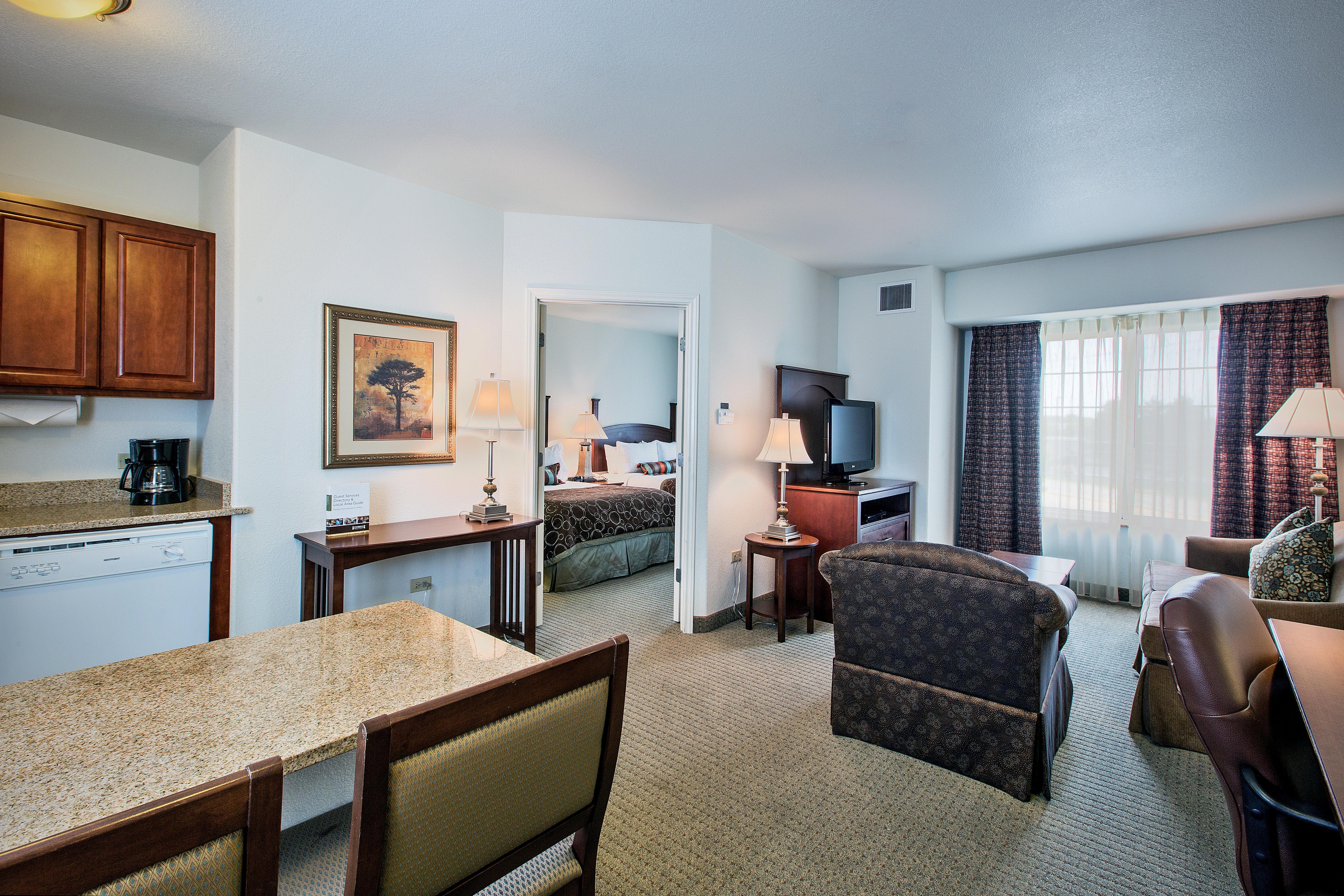 Staybridge Suites Rockford By Ihg Εξωτερικό φωτογραφία