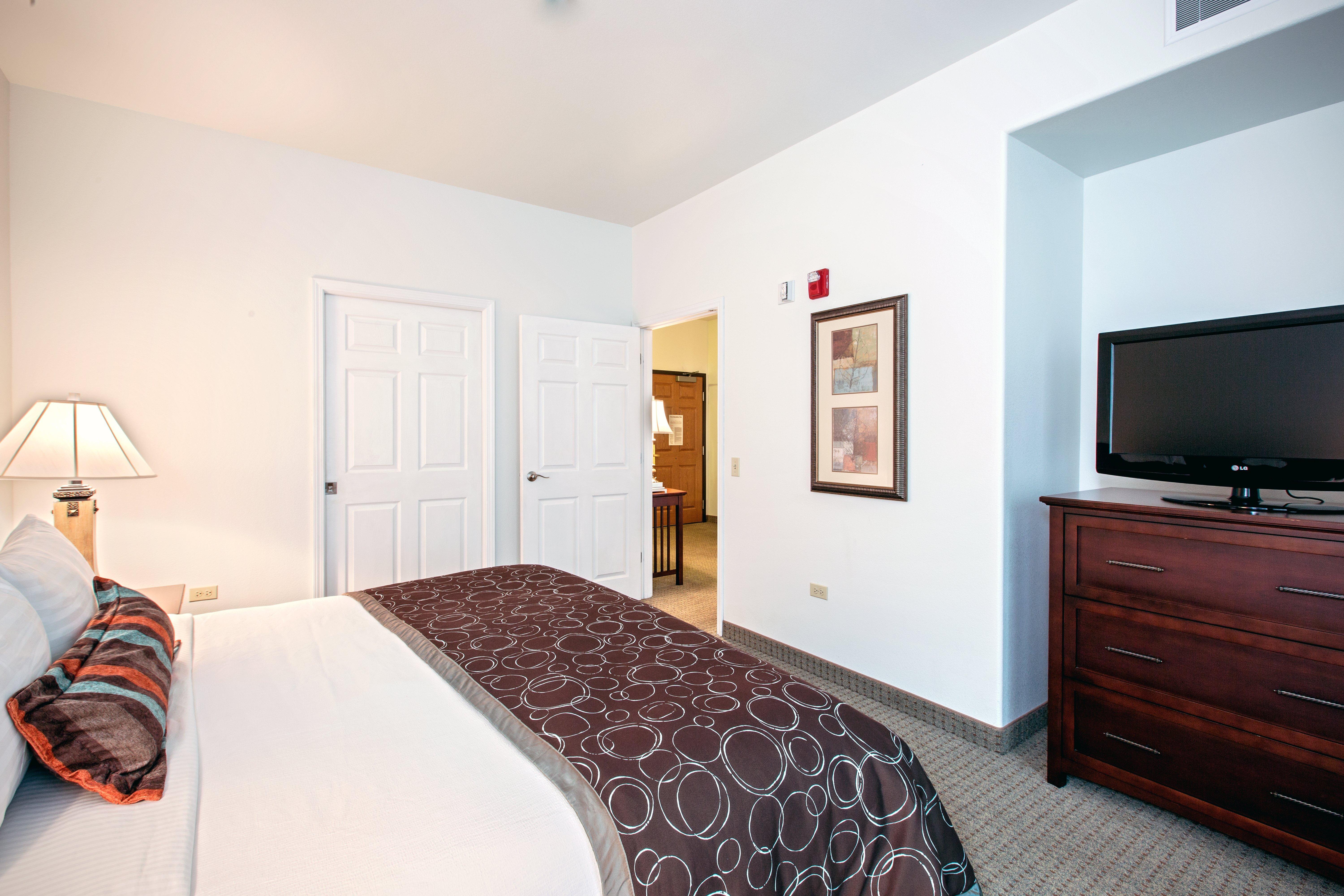 Staybridge Suites Rockford By Ihg Εξωτερικό φωτογραφία