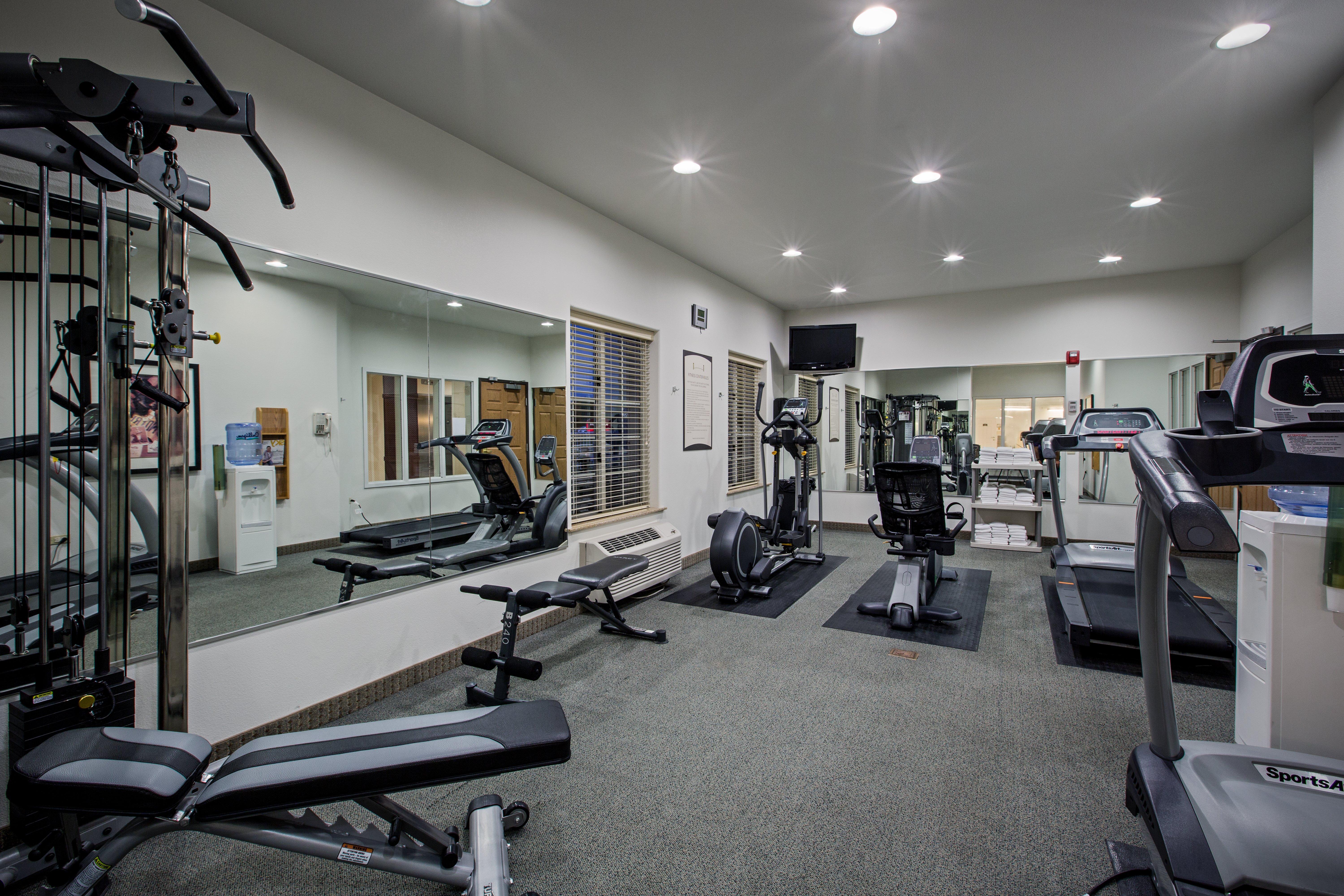 Staybridge Suites Rockford By Ihg Εξωτερικό φωτογραφία