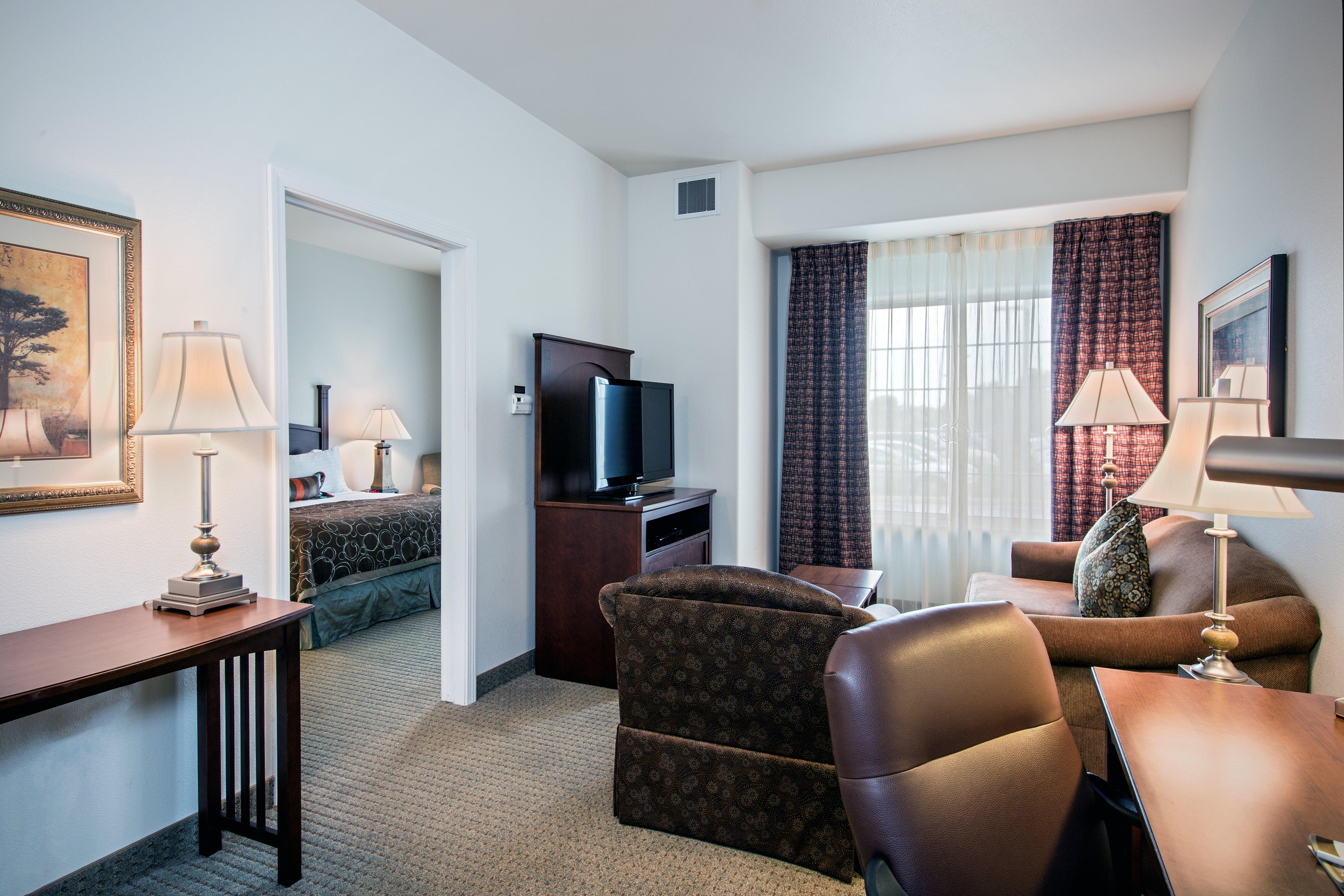 Staybridge Suites Rockford By Ihg Εξωτερικό φωτογραφία