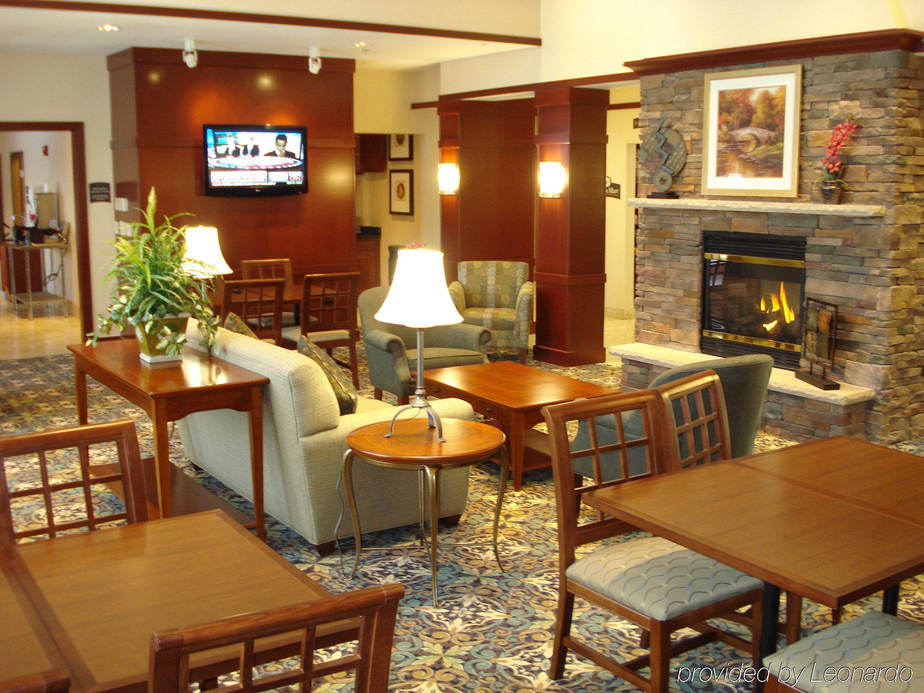 Staybridge Suites Rockford By Ihg Εξωτερικό φωτογραφία